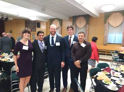 Research
                                group at the Fall 2016 alumni night